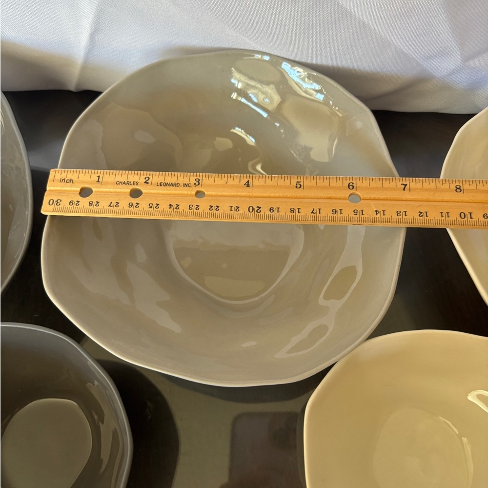 Set of Be Home Stoneware Bowls in Gray and Cream - Picture 7 of 16